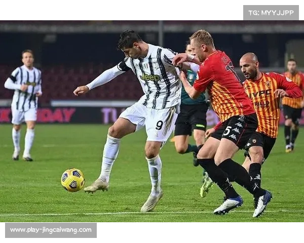 半场战报：巴黎2-1领先里昂，维蒂尼亚两送助攻埃梅里破门